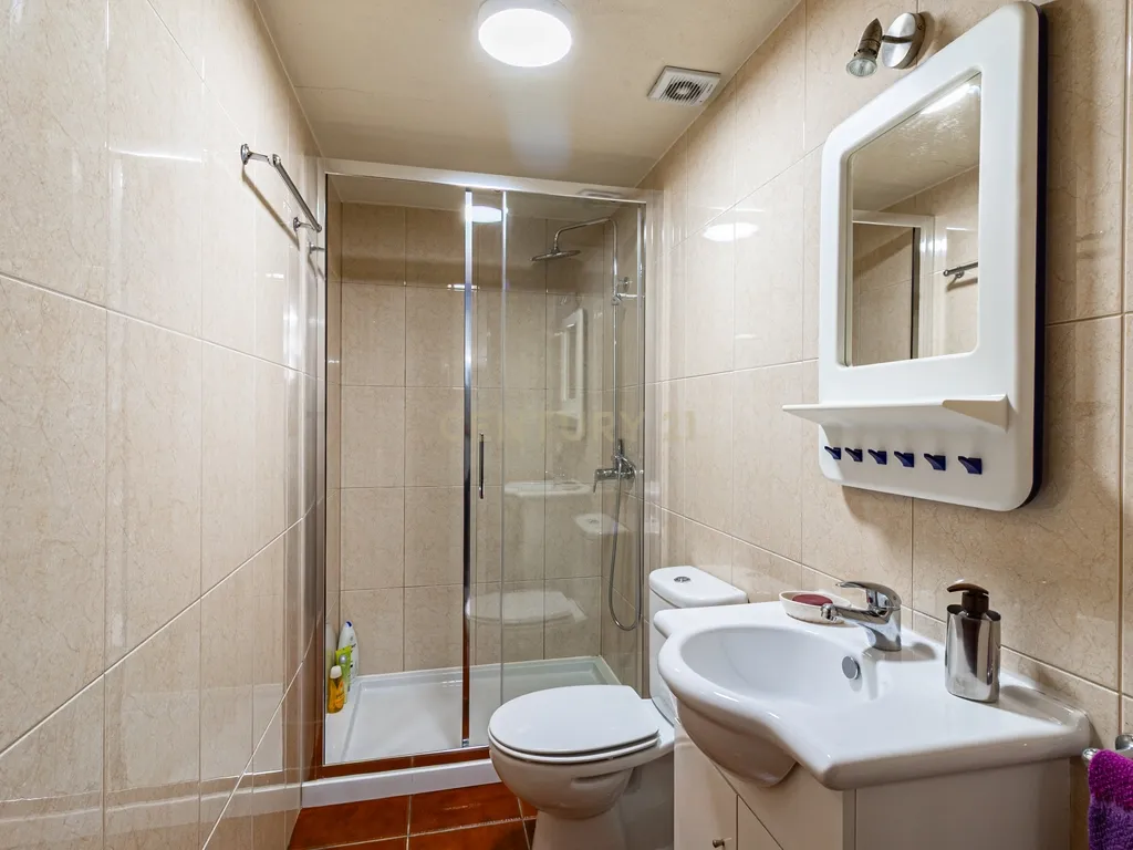 Um Refúgio no Gerês com 2 casas junto ao Rio - Image 23