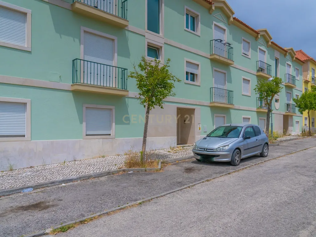 Apartamento T2, com Parqueamento, em Brejos de Azeitão - Image 34