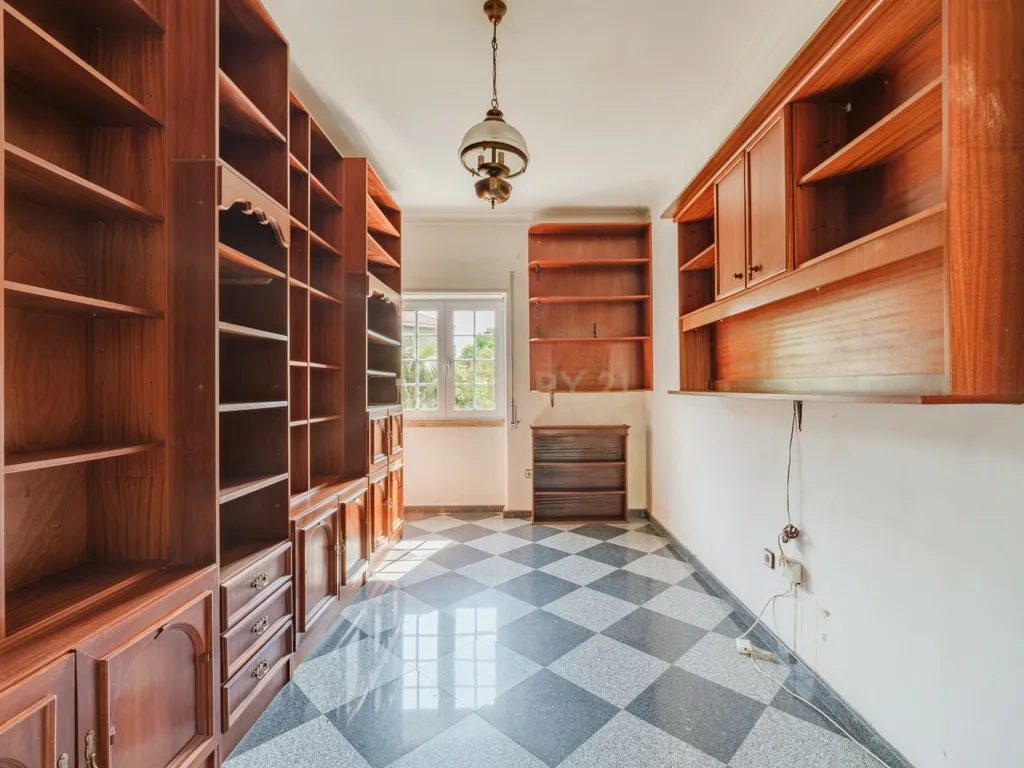 Apartamento T3 92 m² | Arrecadação - Queluz - Image 6