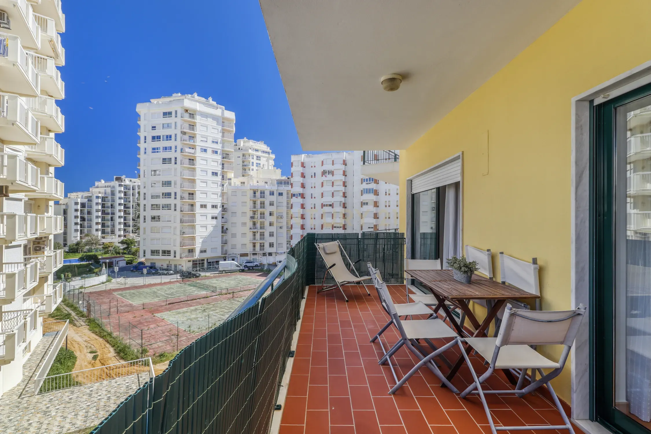 Fotografia 5 de Apartamento com dois quartos perto da praia!