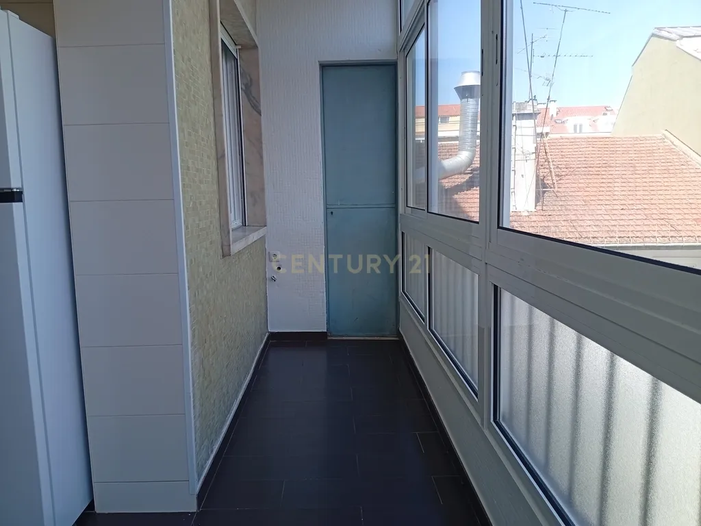 Apartamento T2 na Alameda - Image 17