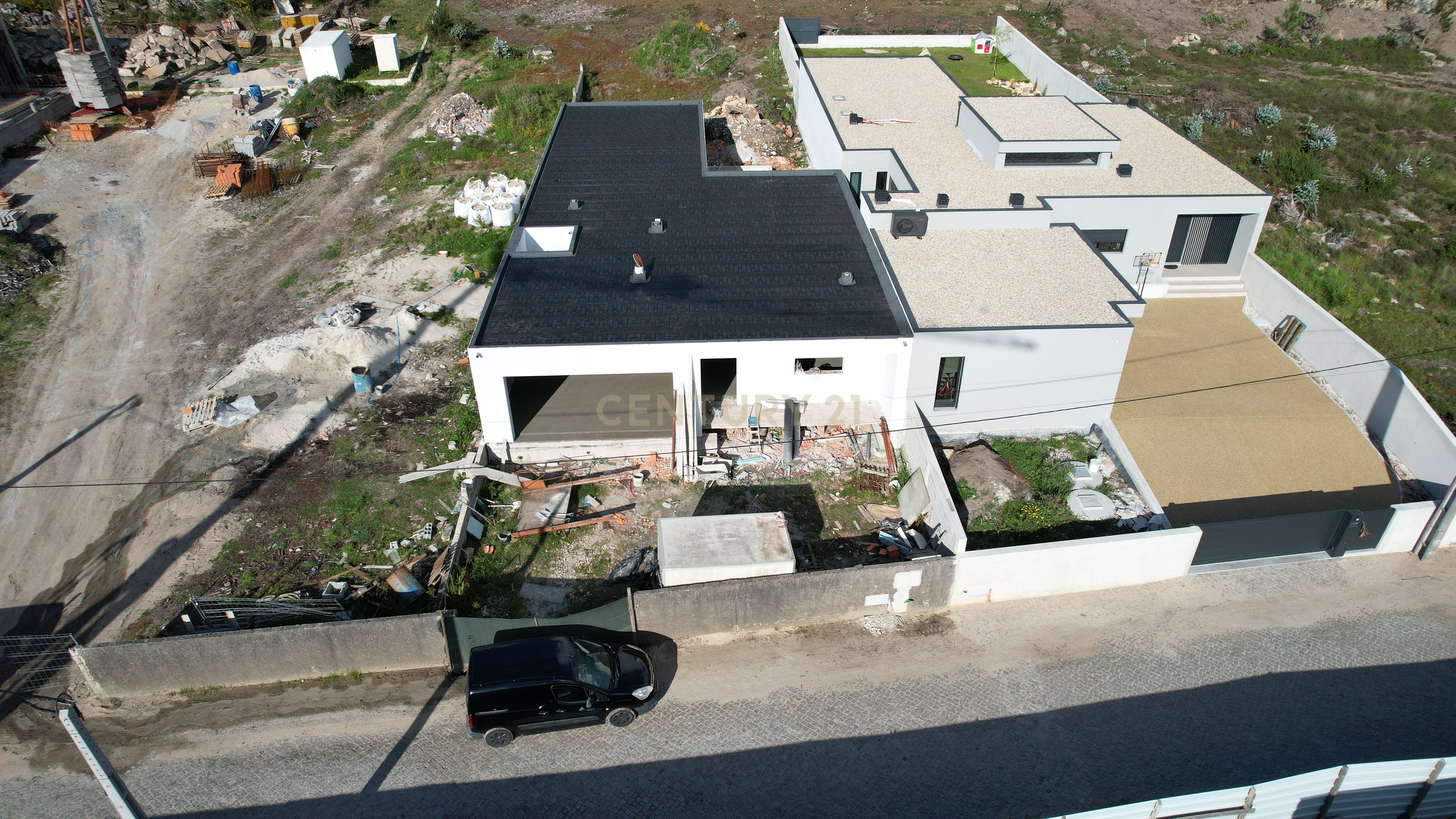 Fotografia 10 de Luxuosa Moradia T3 em Construçao  em Marinhas-Esposende,