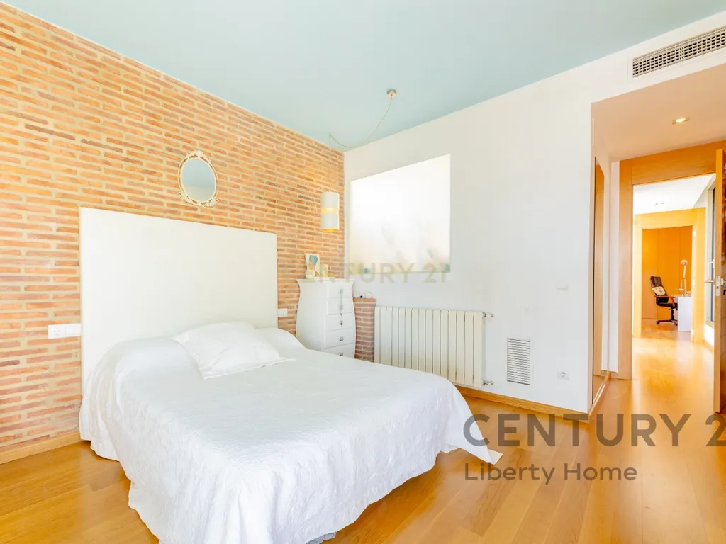 Moradia familiar exclusiva em Torre en Conill, junto a colégios internacionais e campo de golfe - Image 39