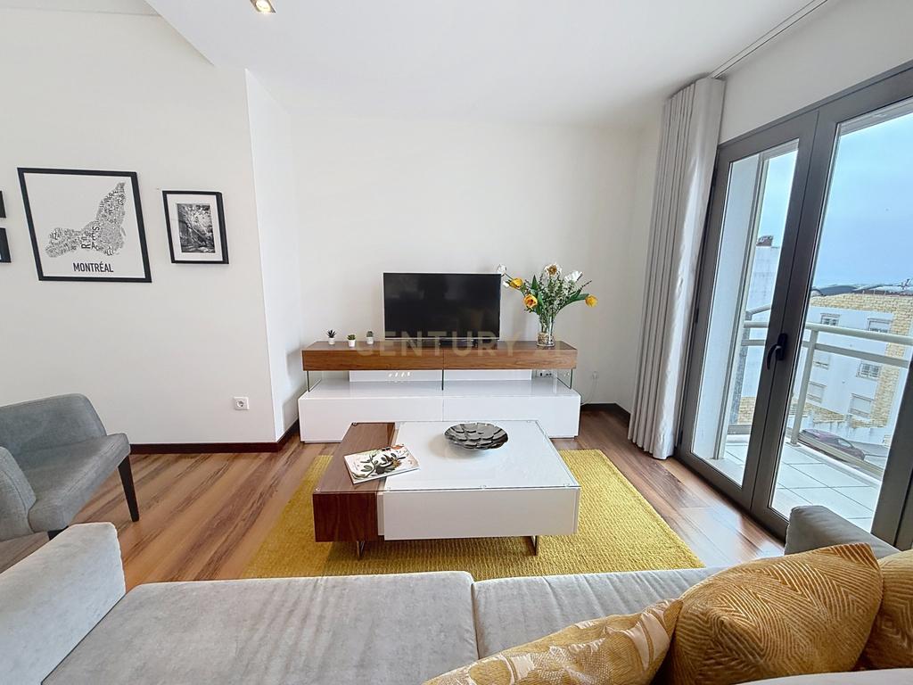 Apartamento T2 em Nazaré, Leiria - Perto da Praia e Comércio - Image 9