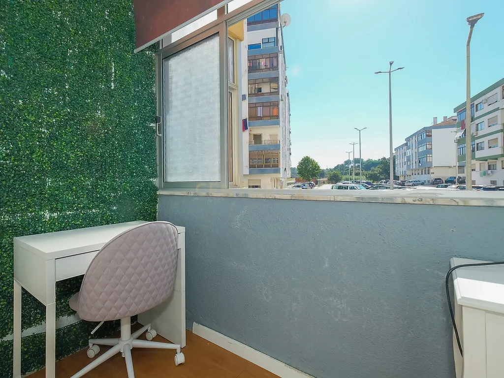 Apartamento T3 no Seixal com Varandas e Acessibilidade Fertagus - Image 20