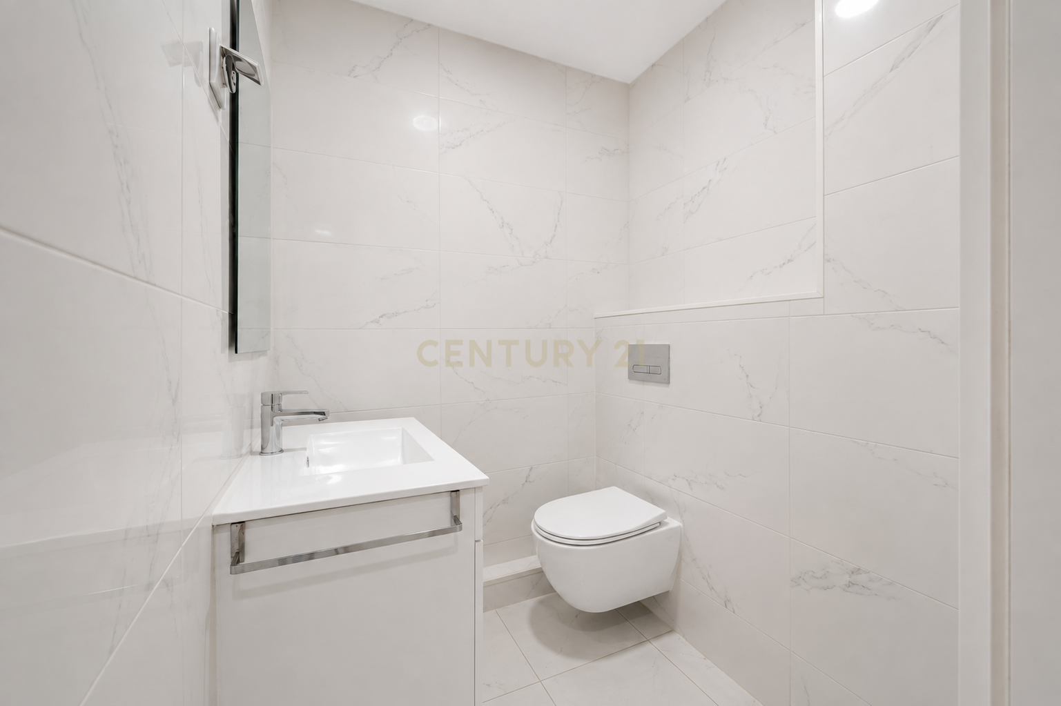 Fotografia 12 de T3 86 m² REMODELADO | MIRATEJO, CORROIOS | 11.º E ÚLTIMO ANDAR | VISTAS RIO E ARRÁBIDA