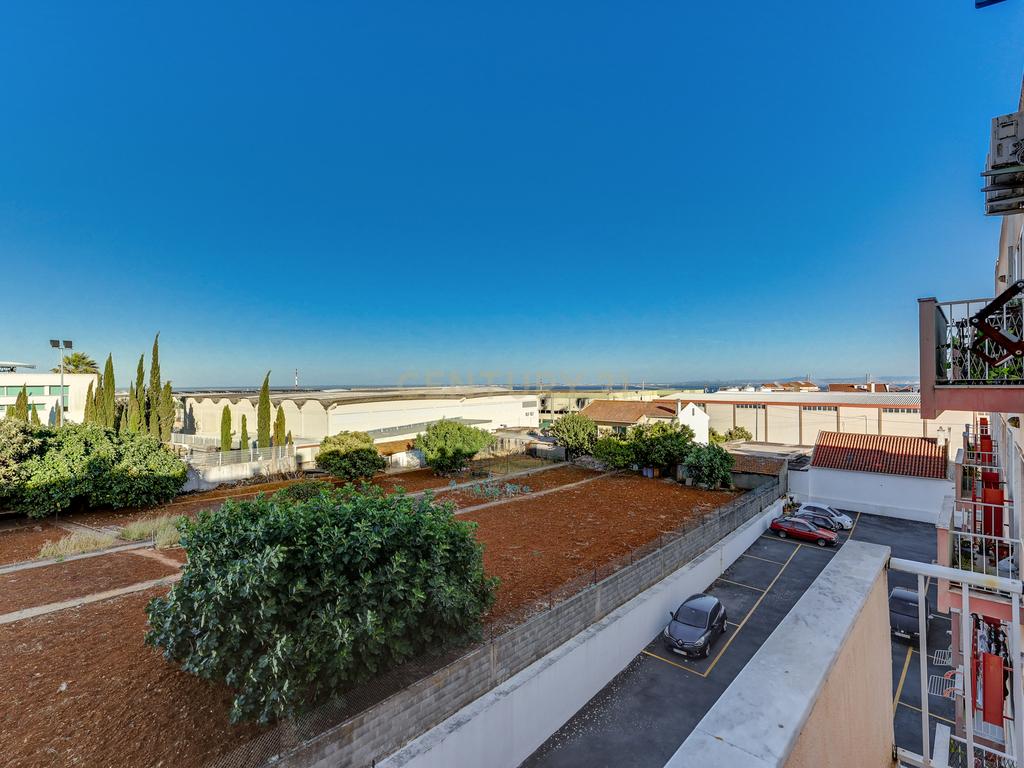 T3 Espaçoso à Venda em São João da Talha – Rua Palmira Bastos - Image 25