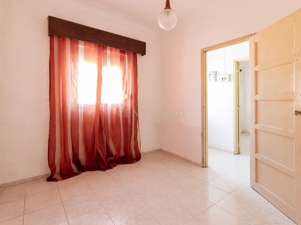 Moradia T3 Térrea com Espaço Exterior – Centro da Vila de Vieira de Leiria - Image 13