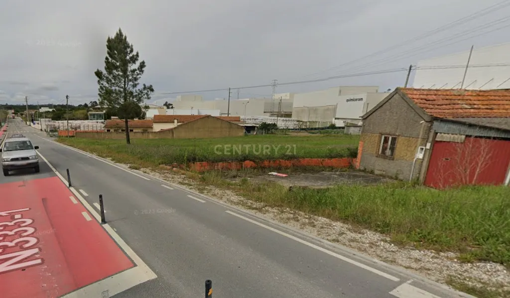 Moradia T2 Térrea para Reconstrução + Terreno de 712 m² em Bustos | Ideal para investidores. - Image 11