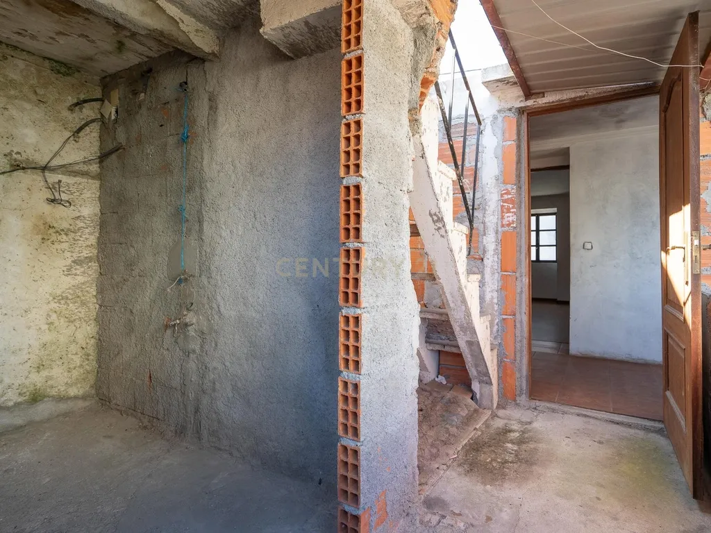 Moradia T4 - Ramalhais, Lousã - Image 12