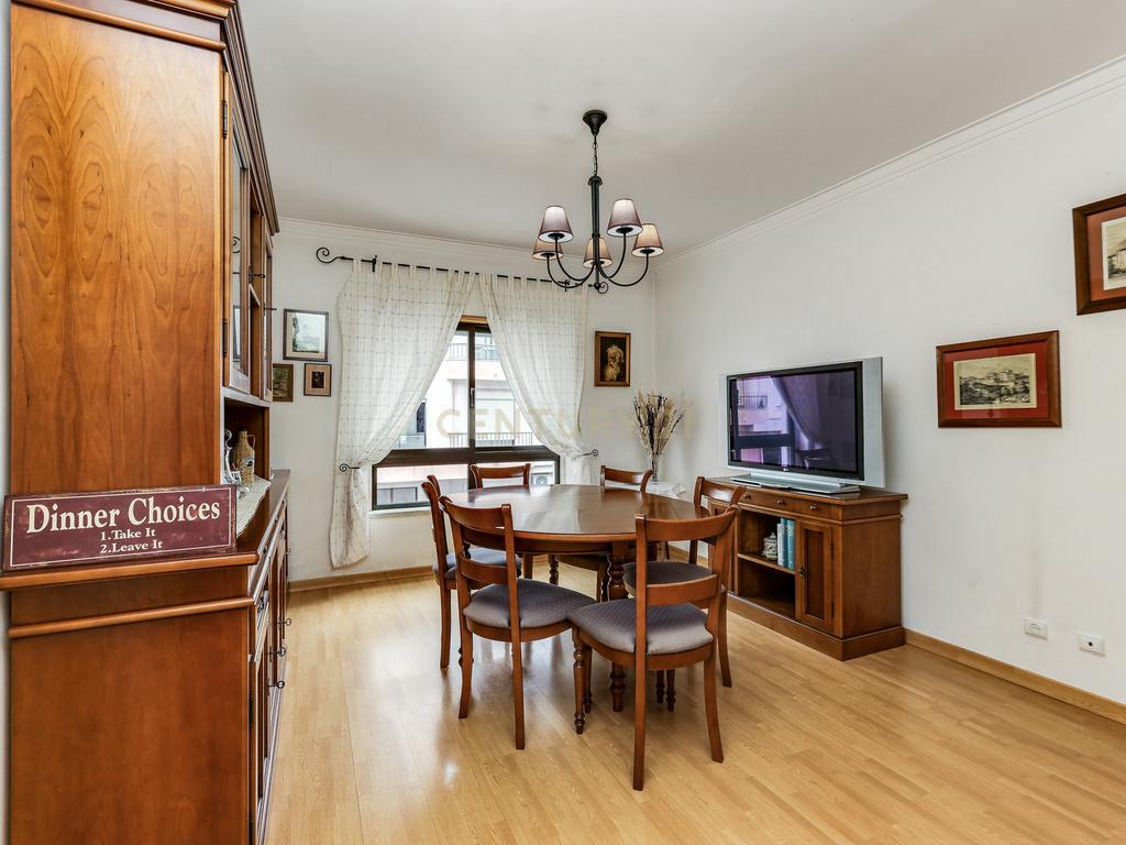 Apartamento T3 com vista deslumbrante para a Serra de Sintra – Algueirão | Cabeço da Fonte - Image 7