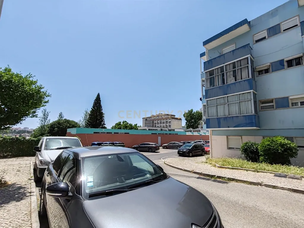 Apartamento T3 em Almada - Image 42