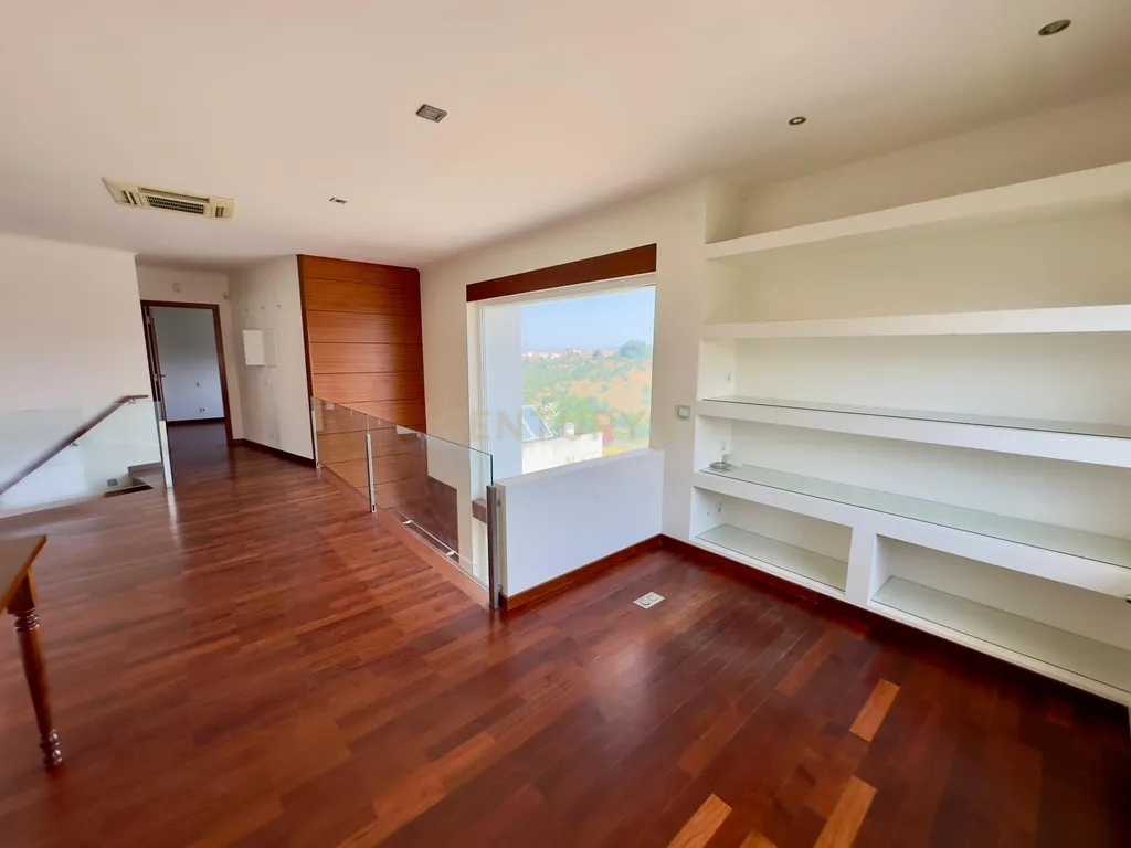 Moradia Independente T6 - Image 17