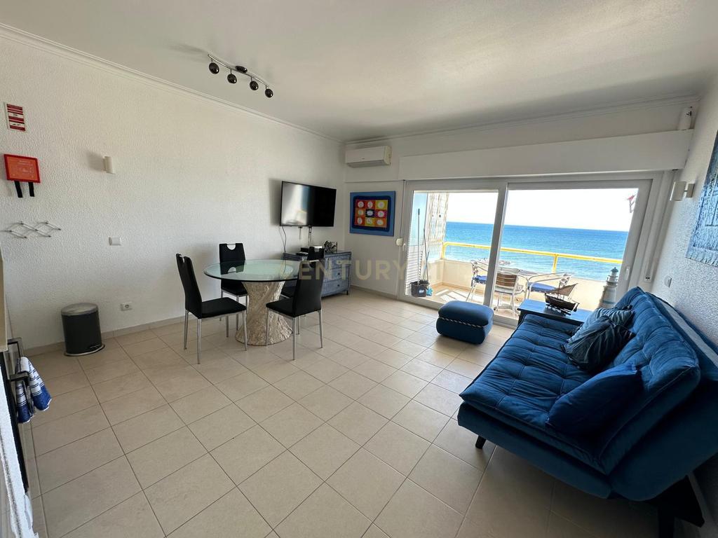 ALERTA INVESTIDORES-Apartamento com Alojamento Local Ativo-Primeira Linha de Mar-Rentabilidade Comprovada - Image 6