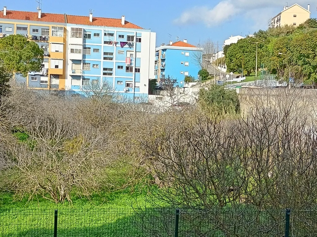 Terrenos em Apelação, Largo 1 de Maio, Loures - Image 2