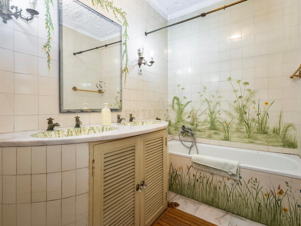 Moradia T4+ com jardim e piscina, em Alfragide. Em Venda! - Image 24