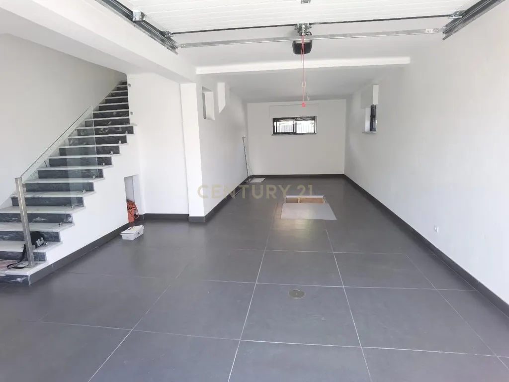 Moradia T8 Isolada - Aires - Palmela - Image 35