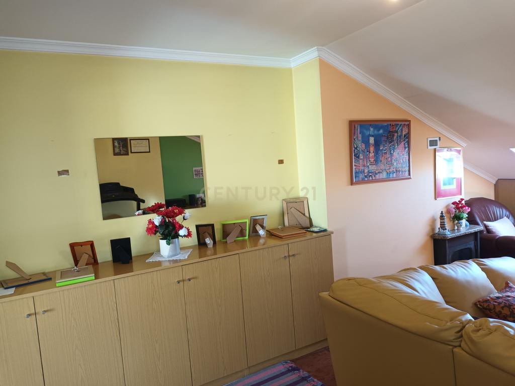Vende-se apartamento T3 Duplex, zona das Antas, Porto - Image 25