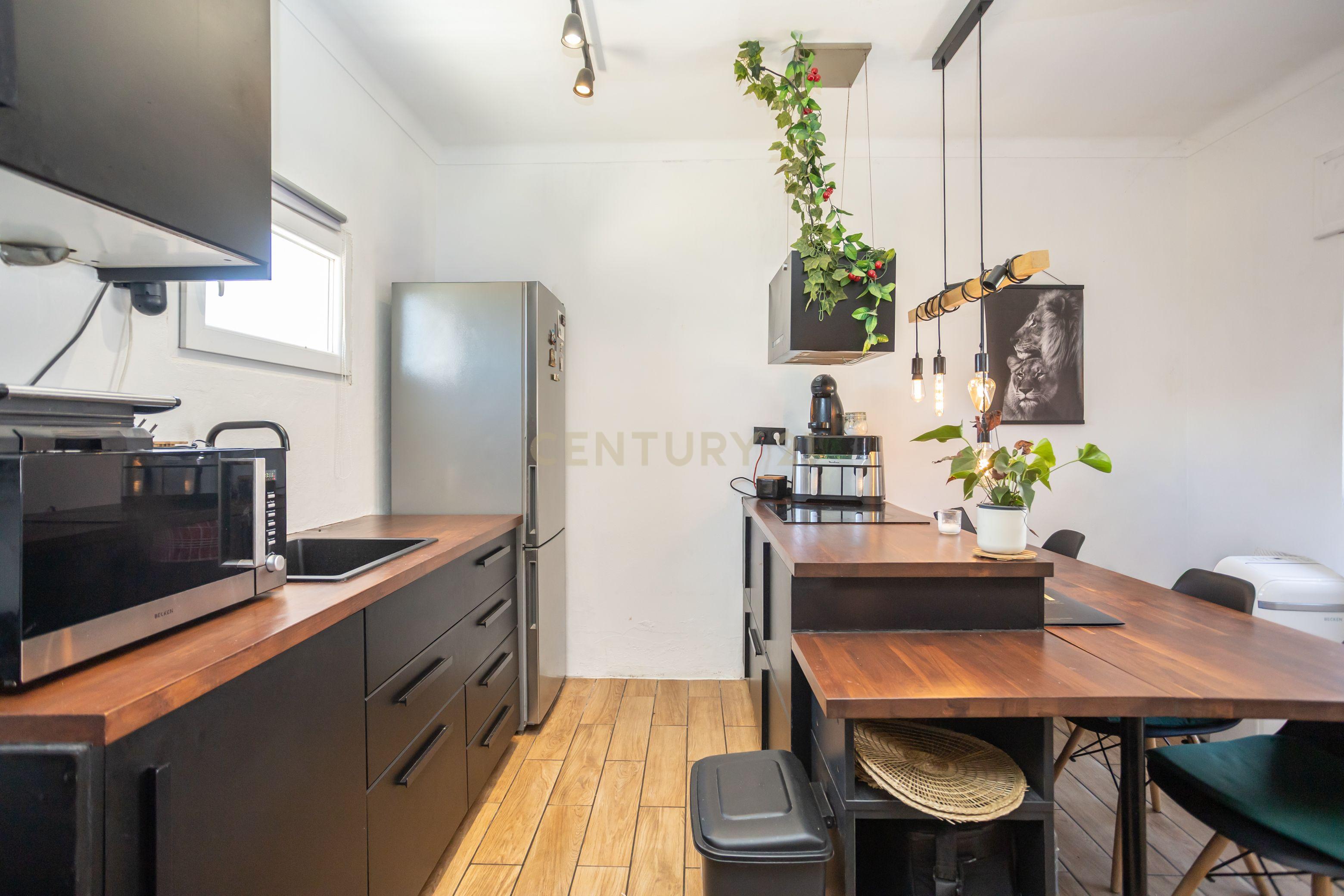 Fotografia 10 de Moradia T2 Renovada com Quintal e Jardim – O Refúgio Ideal para Viver com Tranquilidade