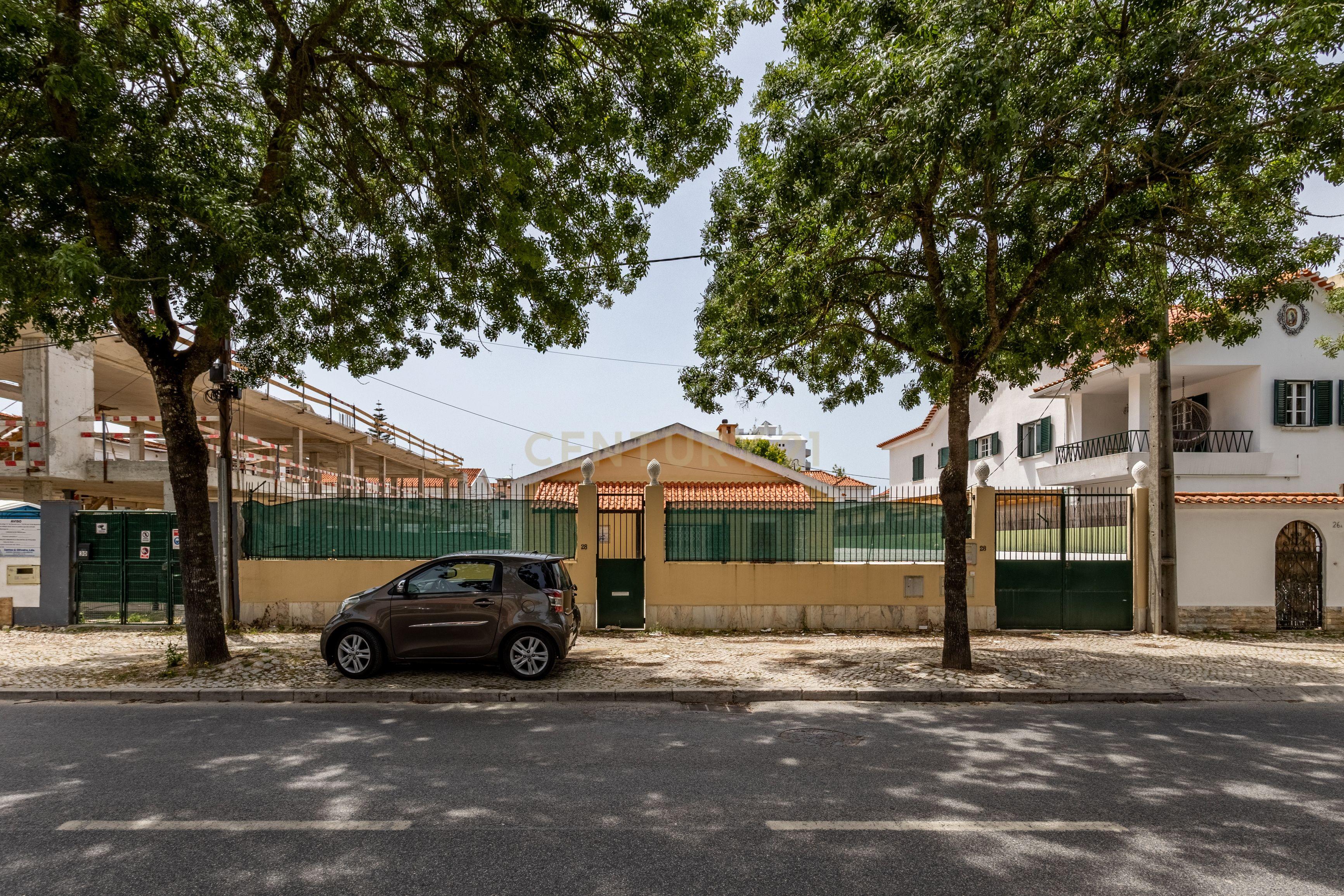 Propriedade bifamiliar T6 na Costa da Caparica. – pohled 2