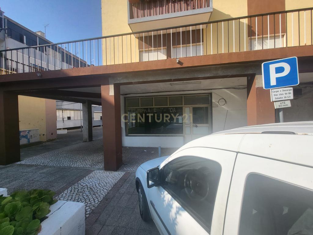 Loja para Arrendamento | 142,74 m² | Baixa da Banheira | 1200€/mês - Image 3