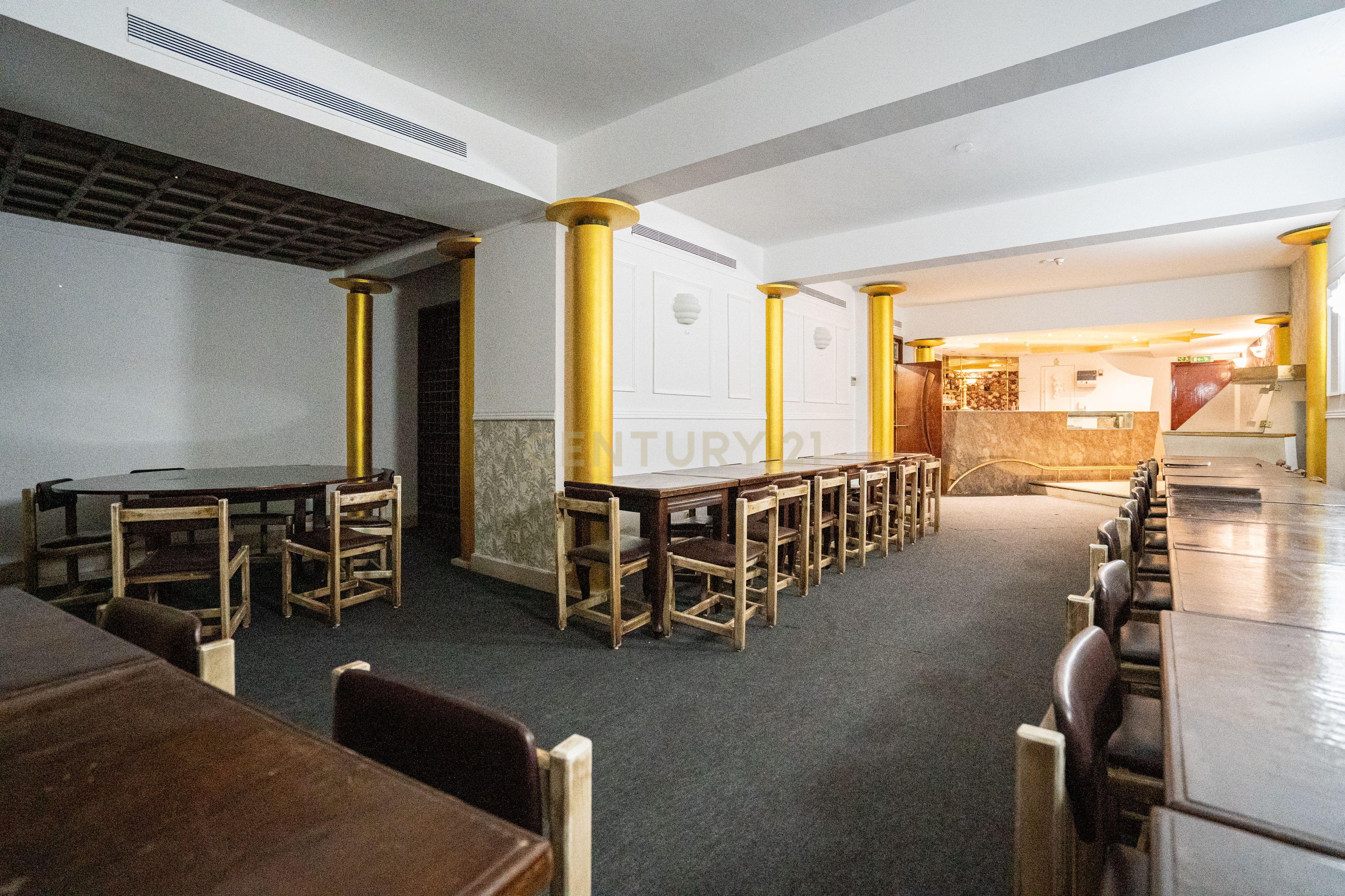 Fotografia 4 de Loja Espaçosa em Avenidas Novas, Lisboa - 180m²