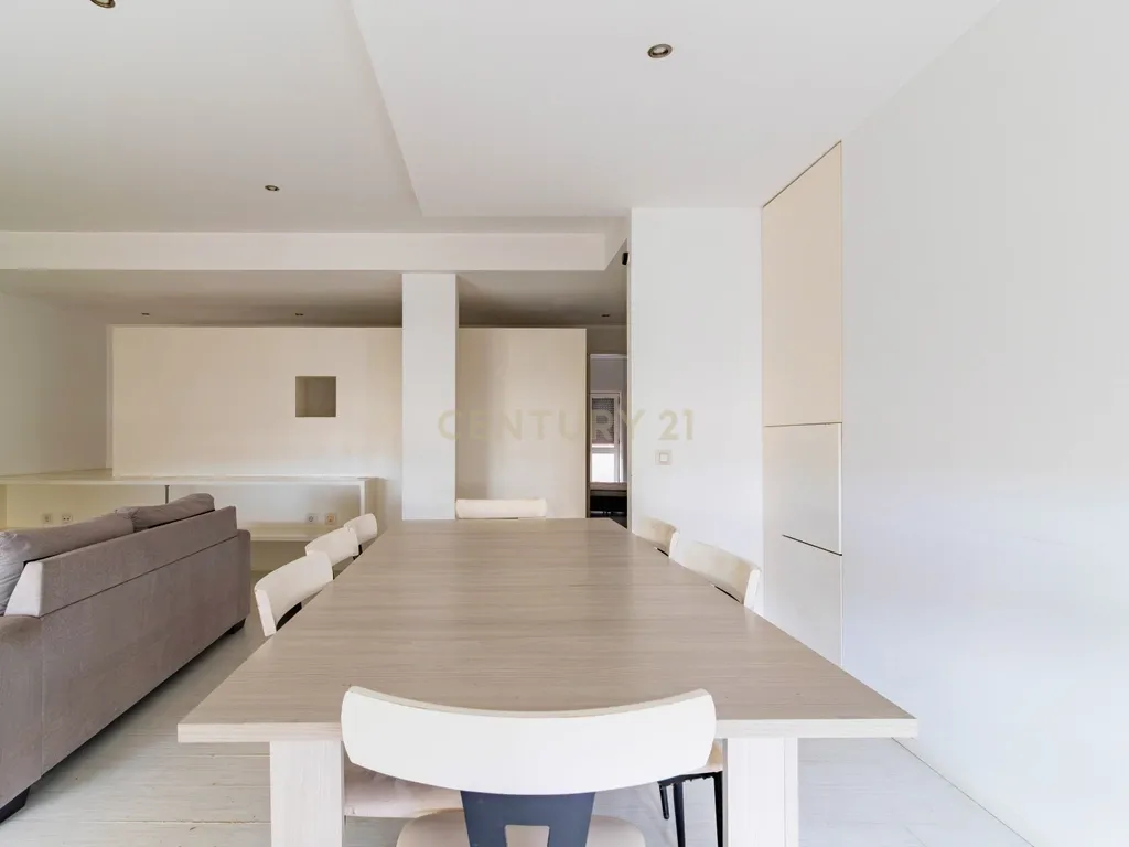 Apartamento T3 na Rua Doutor António José de Almeida 28, Coimbra, Portugal - Image 18