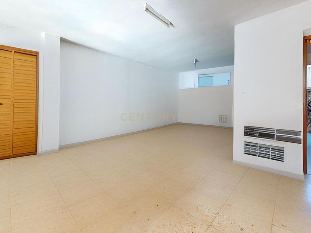 undefined - Image 32