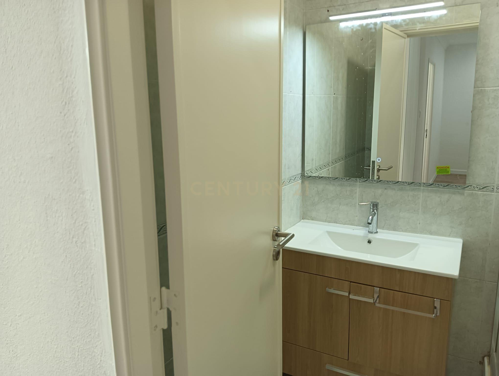 Apartamento para Investimento Metro de Alfornelos - Image 44