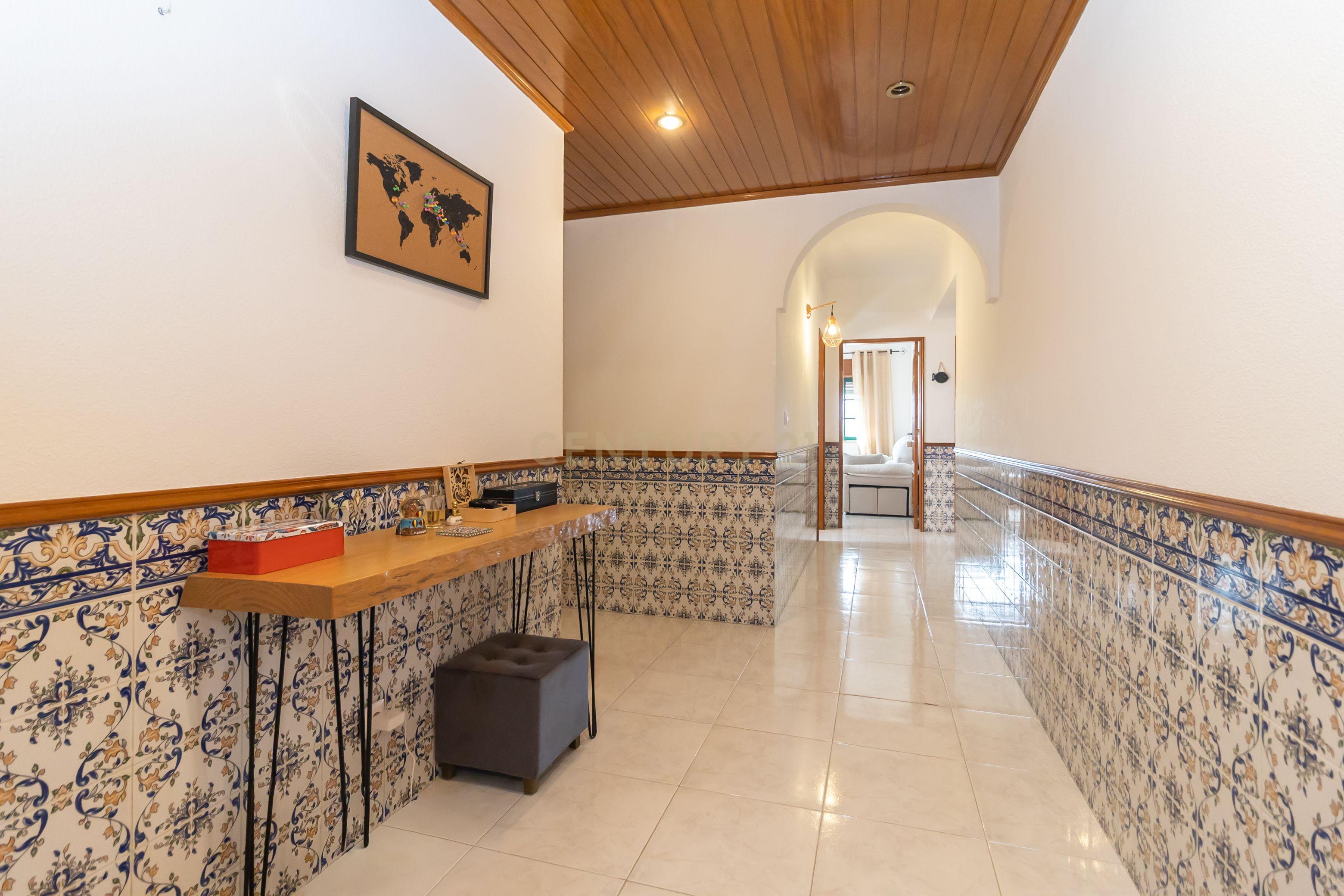 Fotografia 12 de Apartamento T2 com Parqueamento, Elevador, Pronto a Habitar – Uma Oportunidade a Não Perder
