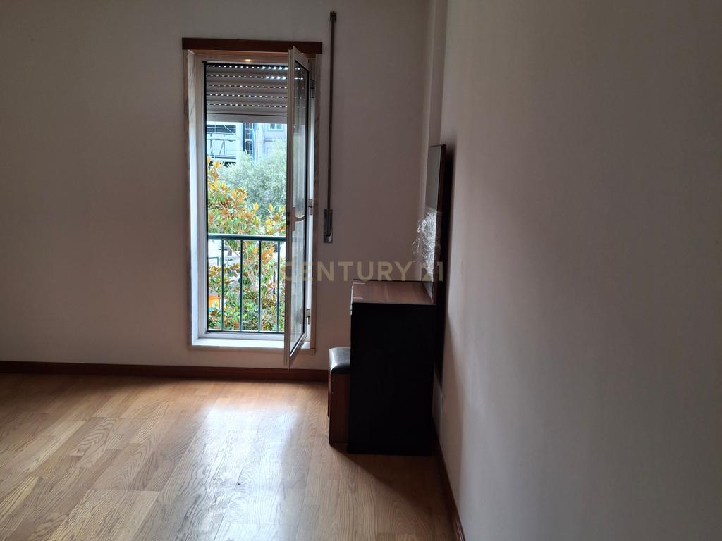 Apartamento T3 para Arrendamento – Coina - Image 8
