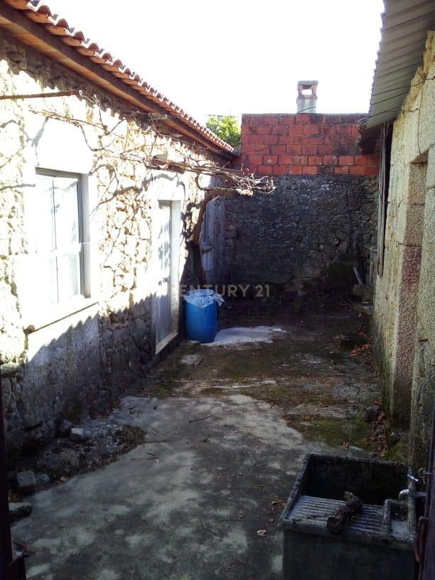 Casa p/reconstrução, Louriçal do Campo - Image 2