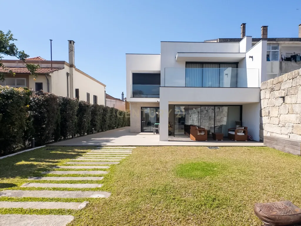 Moradia T5 de Prestígio - Matosinhos - Image 31