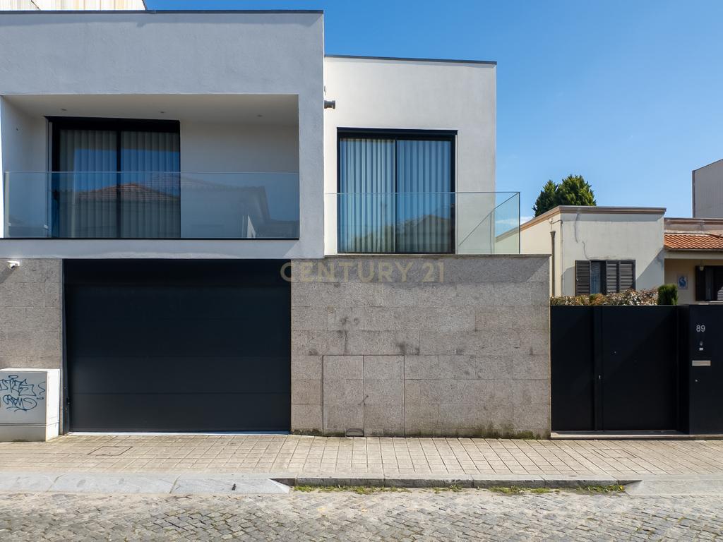 Moradia T5 de Prestígio - Matosinhos - Image 38