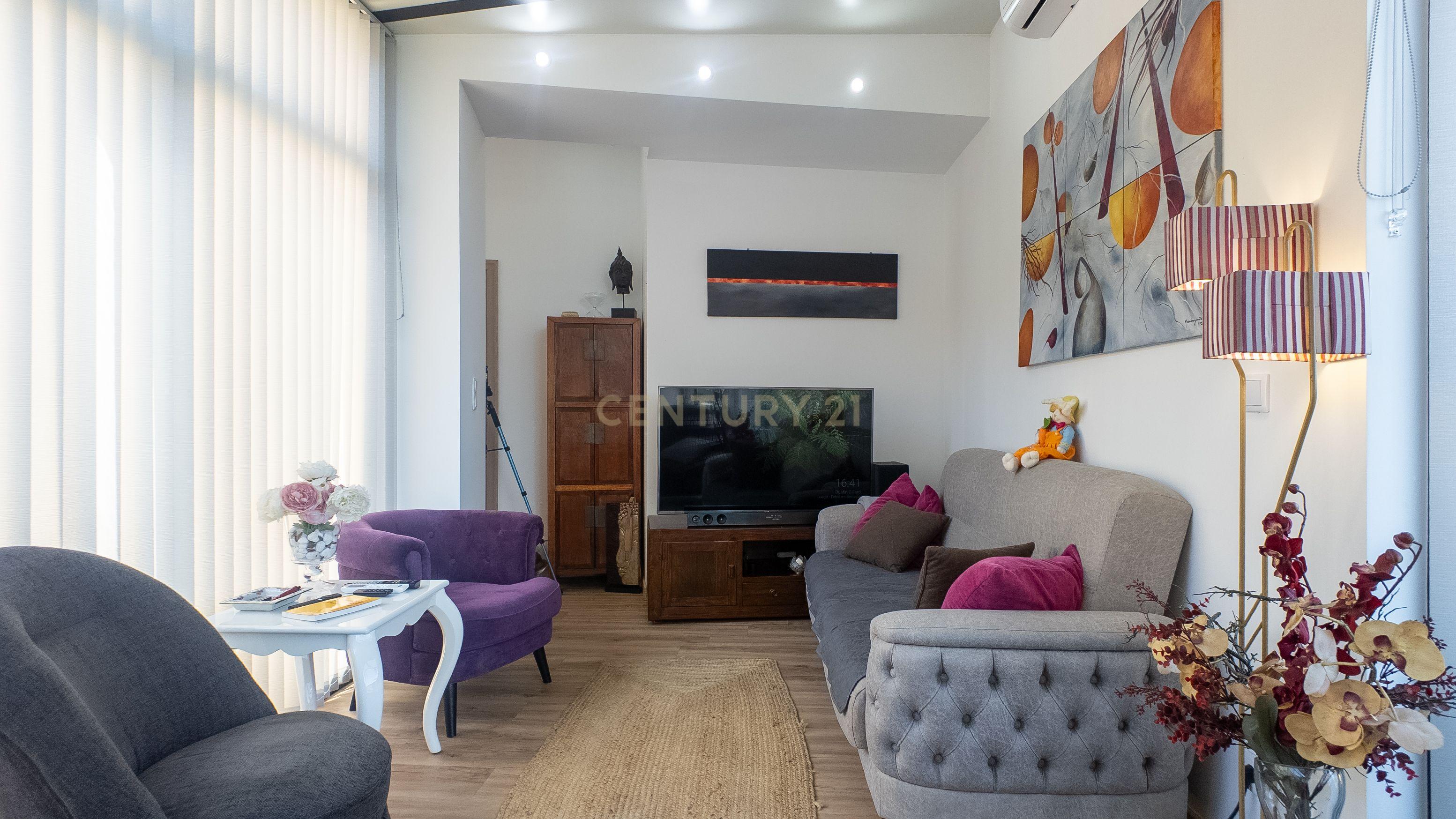 Luxuosa Moradia Nova em Sanguedo com Jardim e Garagem, 25 min Porto e 15 min Espinho - Image 13