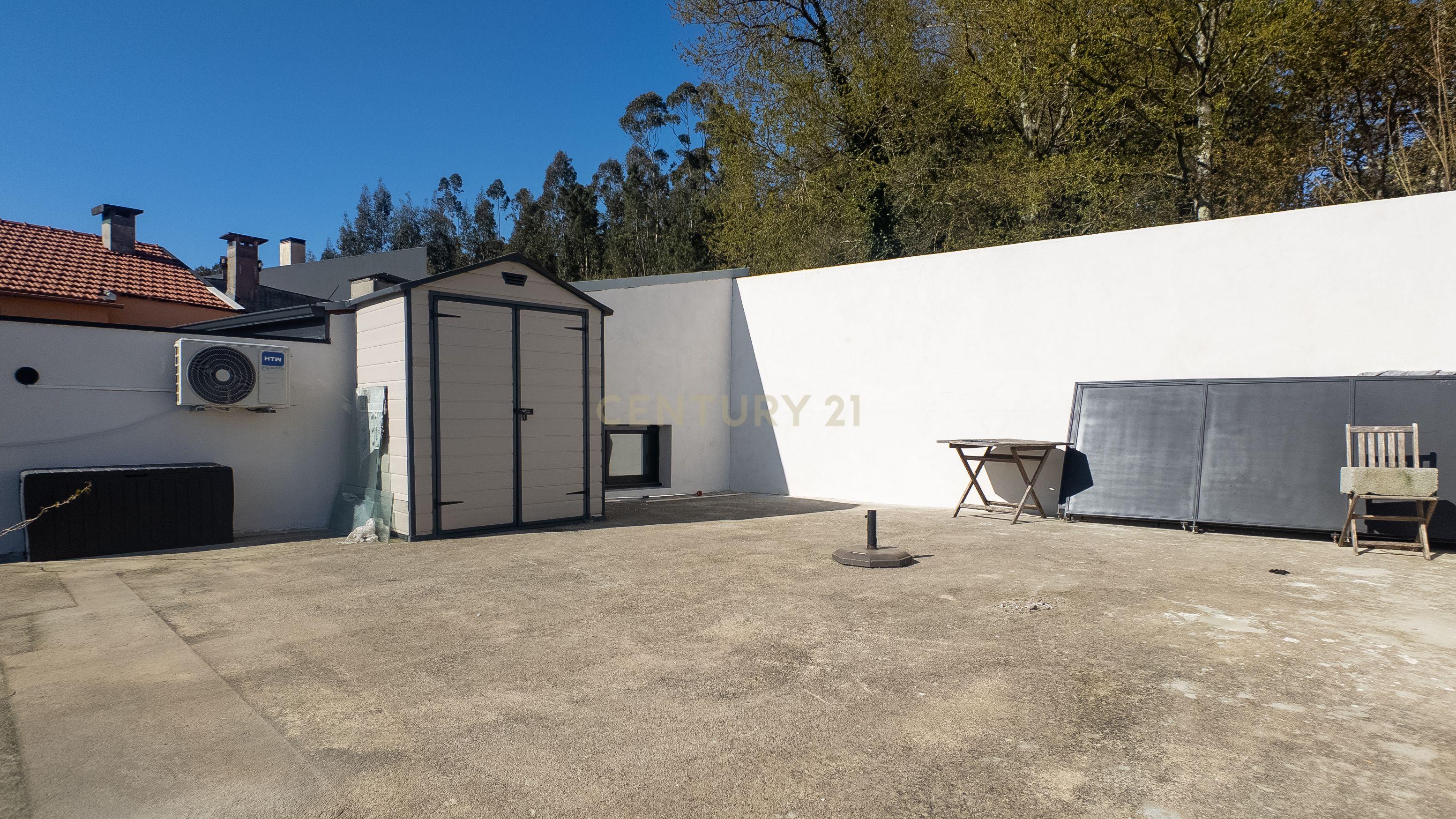Luxuosa Moradia Nova em Sanguedo com Jardim e Garagem, 25 min Porto e 15 min Espinho - Image 46
