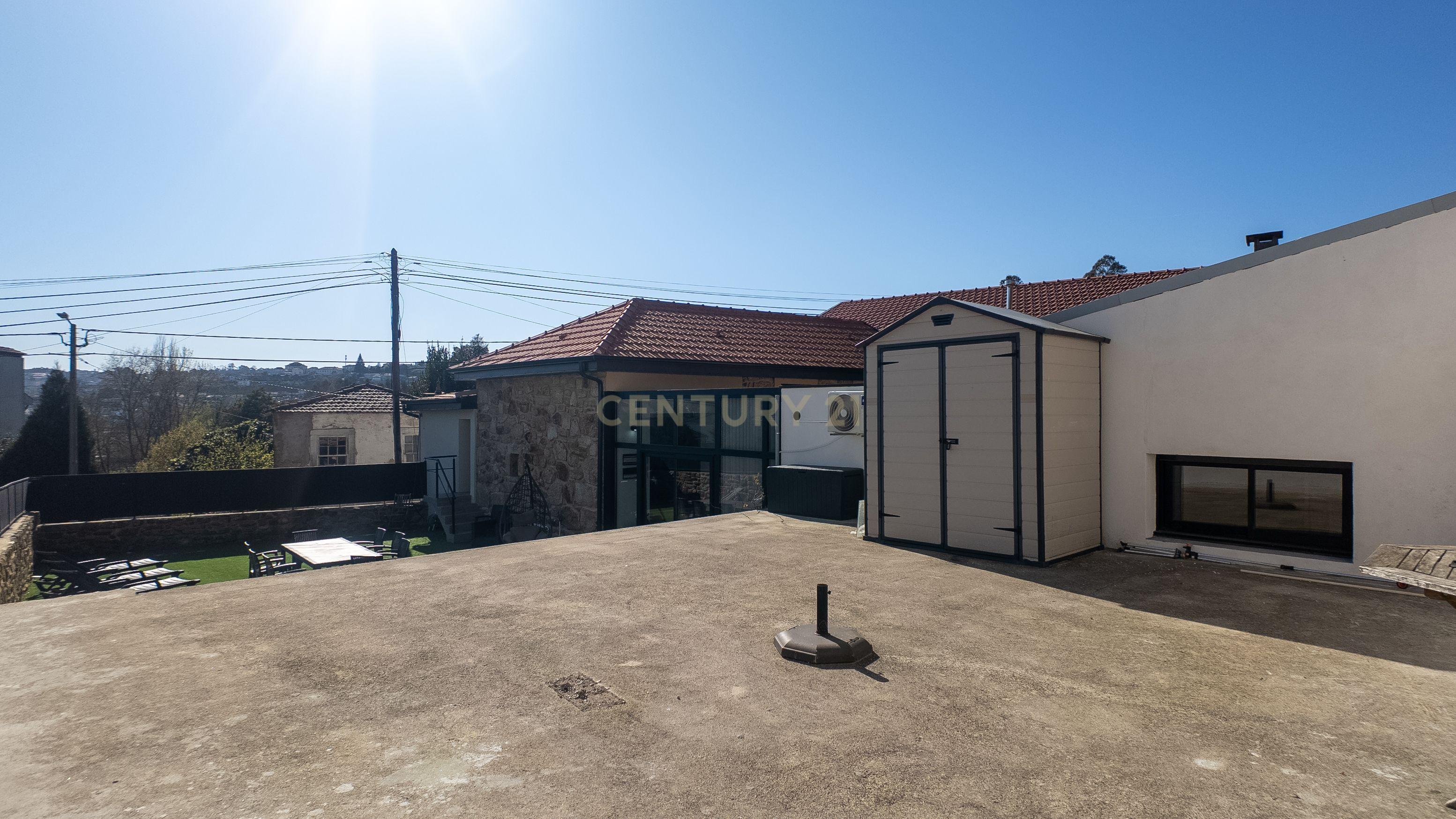Luxuosa Moradia Nova em Sanguedo com Jardim e Garagem, 25 min Porto e 15 min Espinho - Image 47