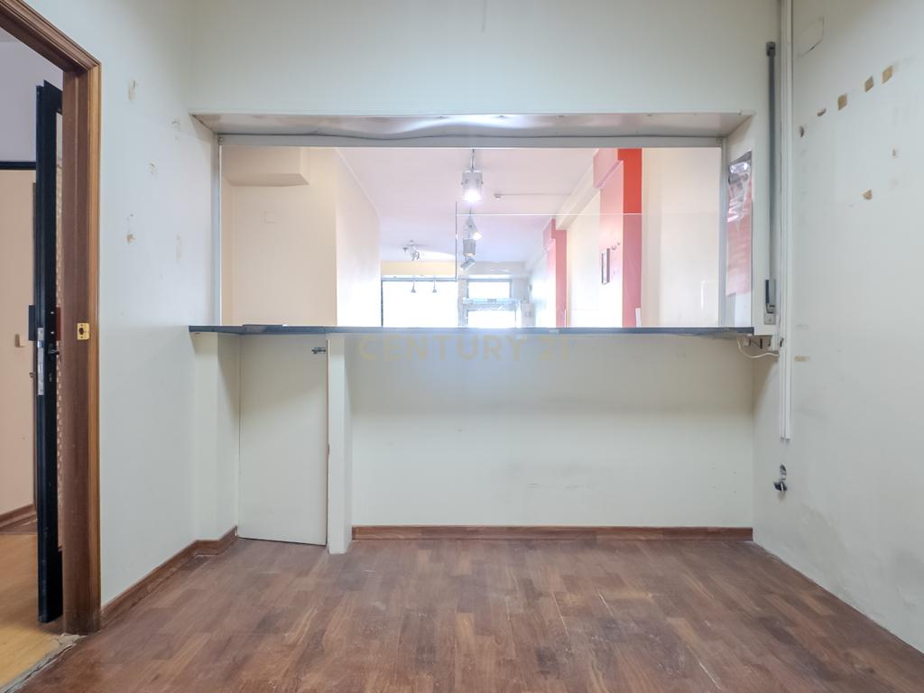 Loja com 244m2 na Rua da Constituição para Venda - INVESTIDORES - Image 4