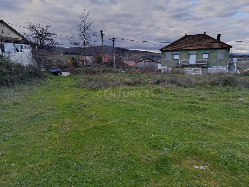 Terreno Urbano Espetacular em Rebordãos, Bragança - Image 4