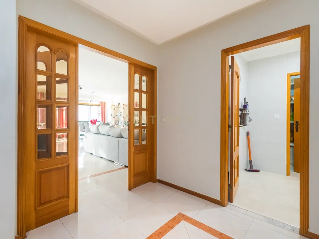 Apartamento T4 | Massamá - Image 6