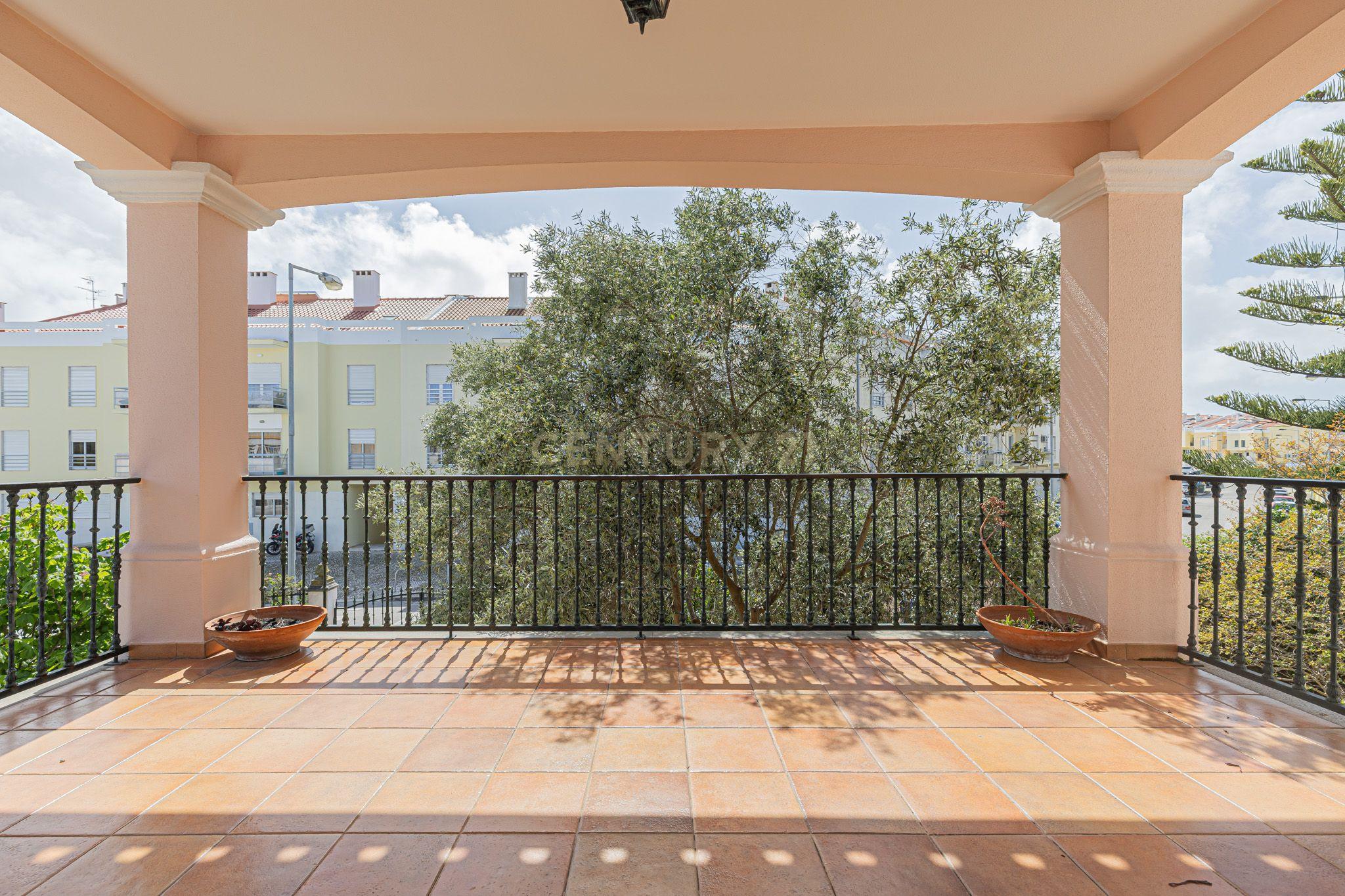 Moradia T5 - Almada - Piscina - Garagem -  364 m² - Terreno 1.024 m² - Image 44