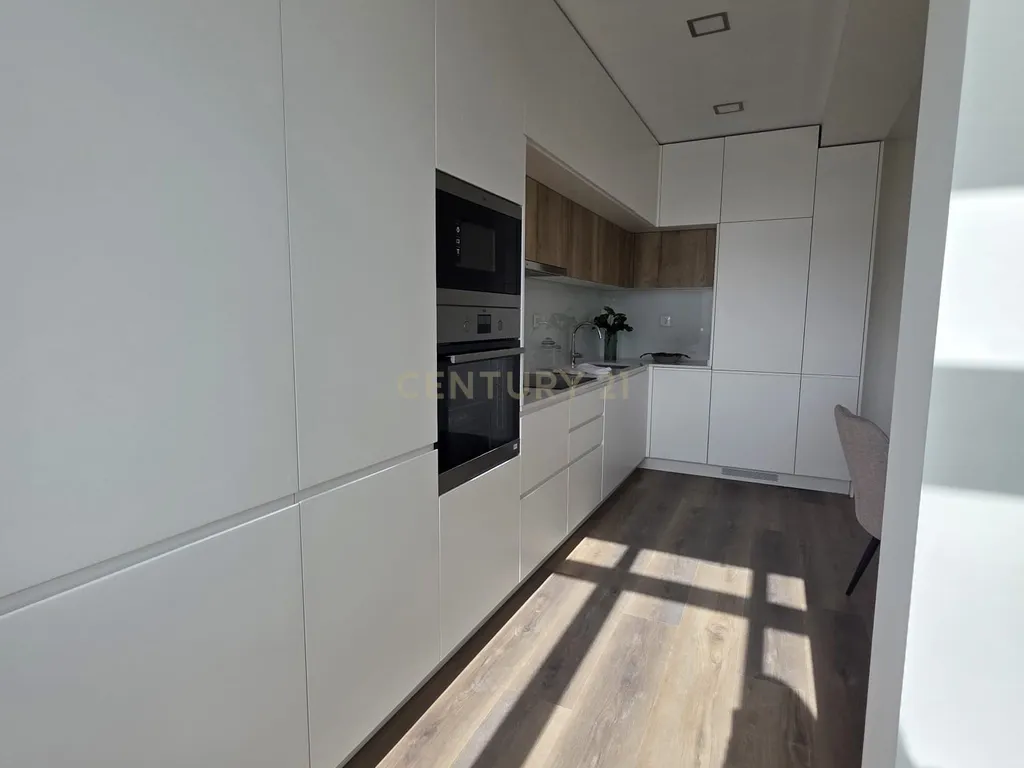 Apartamento T3 Novo em Benfica | varanda aberta | suite | 2 elevadores e 2 Anos de Garantia - Image 17