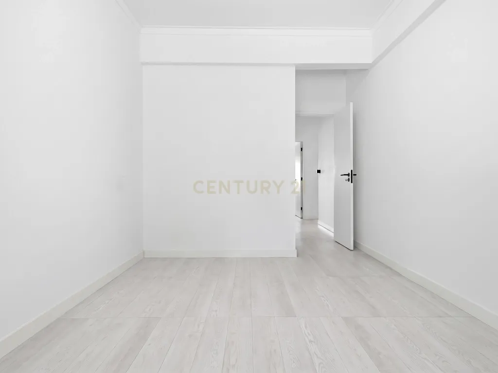 Fantástico Apartamento T3 com Excelente Localização - Image 37
