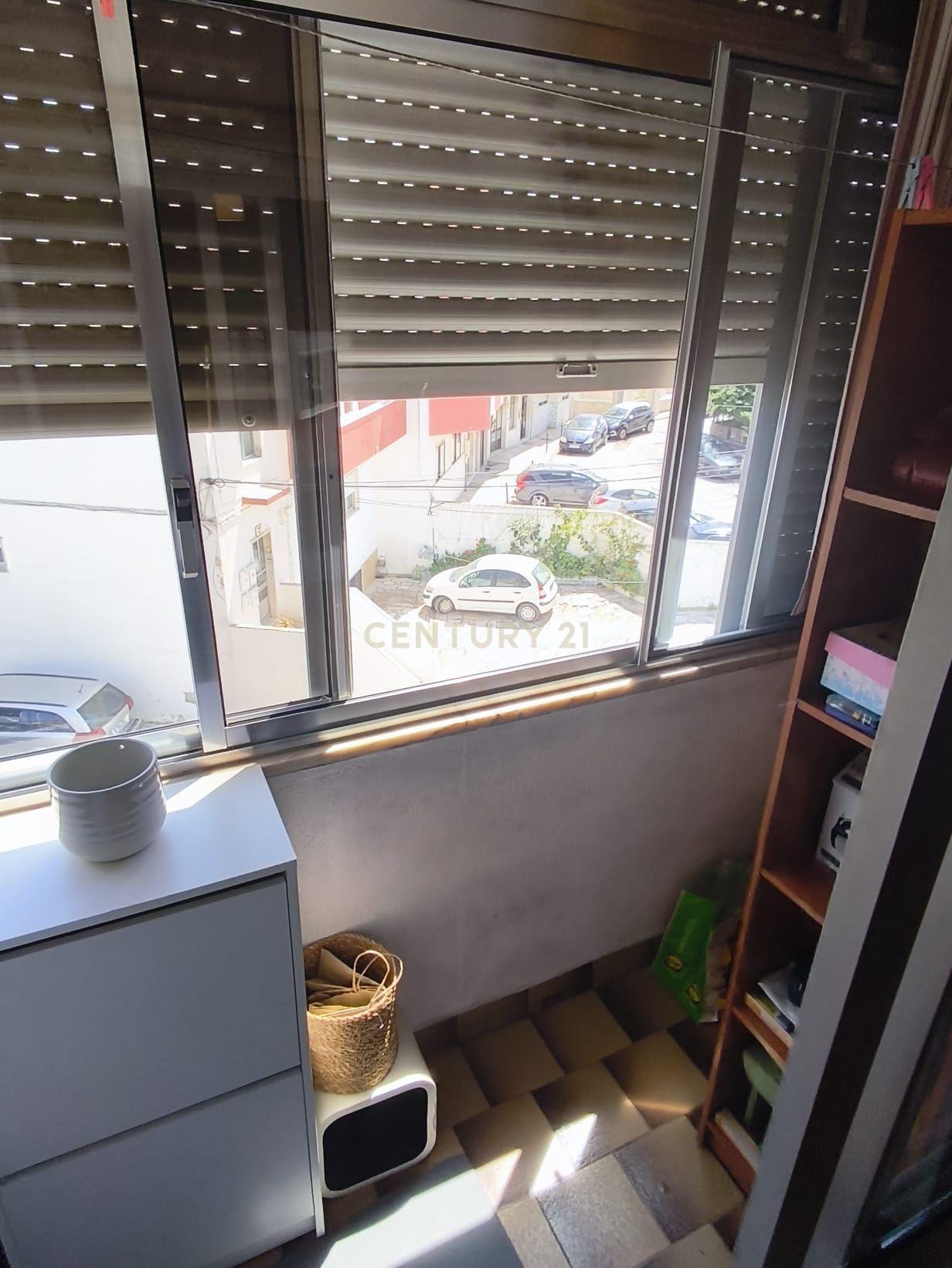 Fotografia 6 de Apartamento T2+Box em Alverca do Ribatejo, Vila Franca de Xira