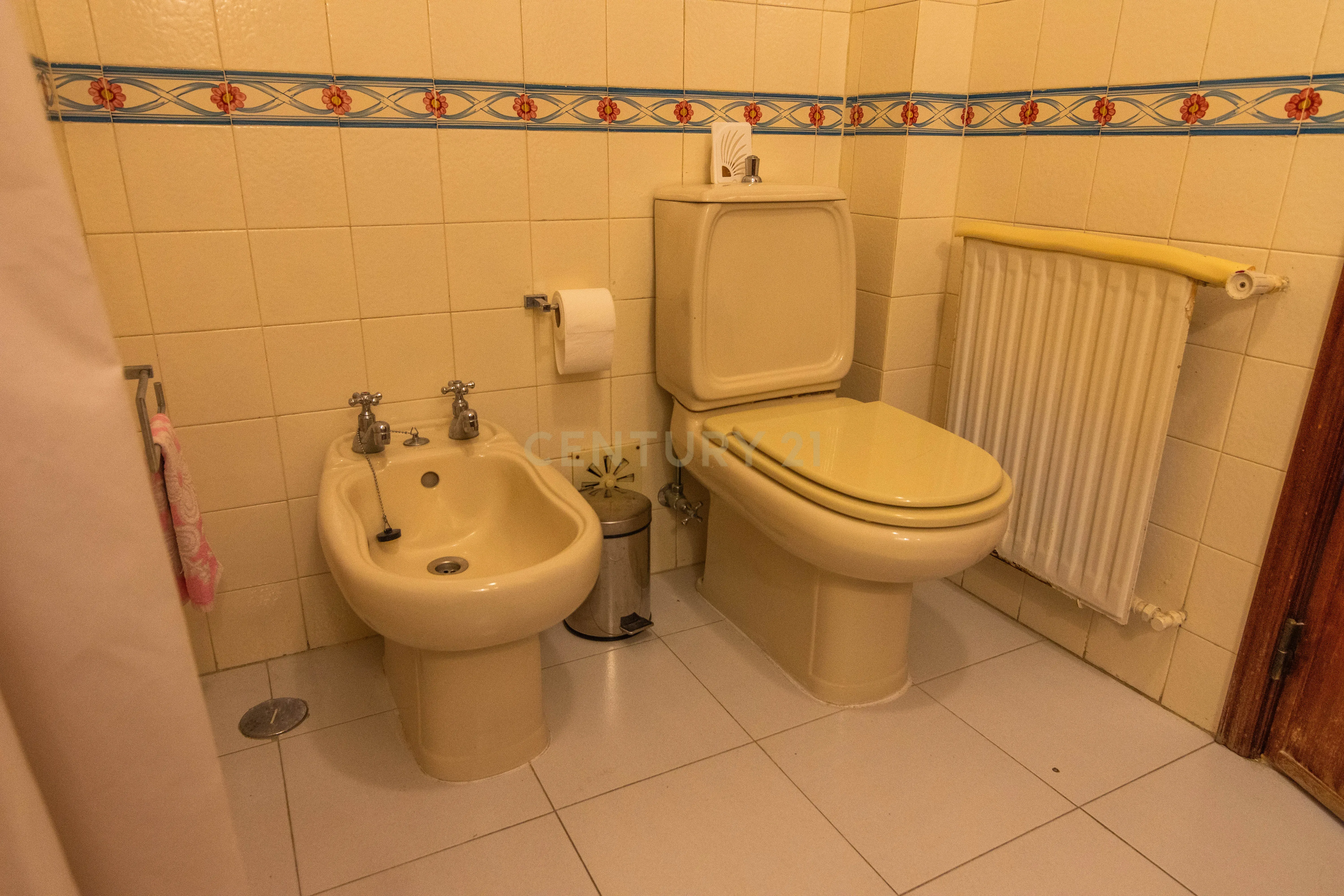 Apartamento T3 em Cascais com Vista Mar e Terraço - Image 29