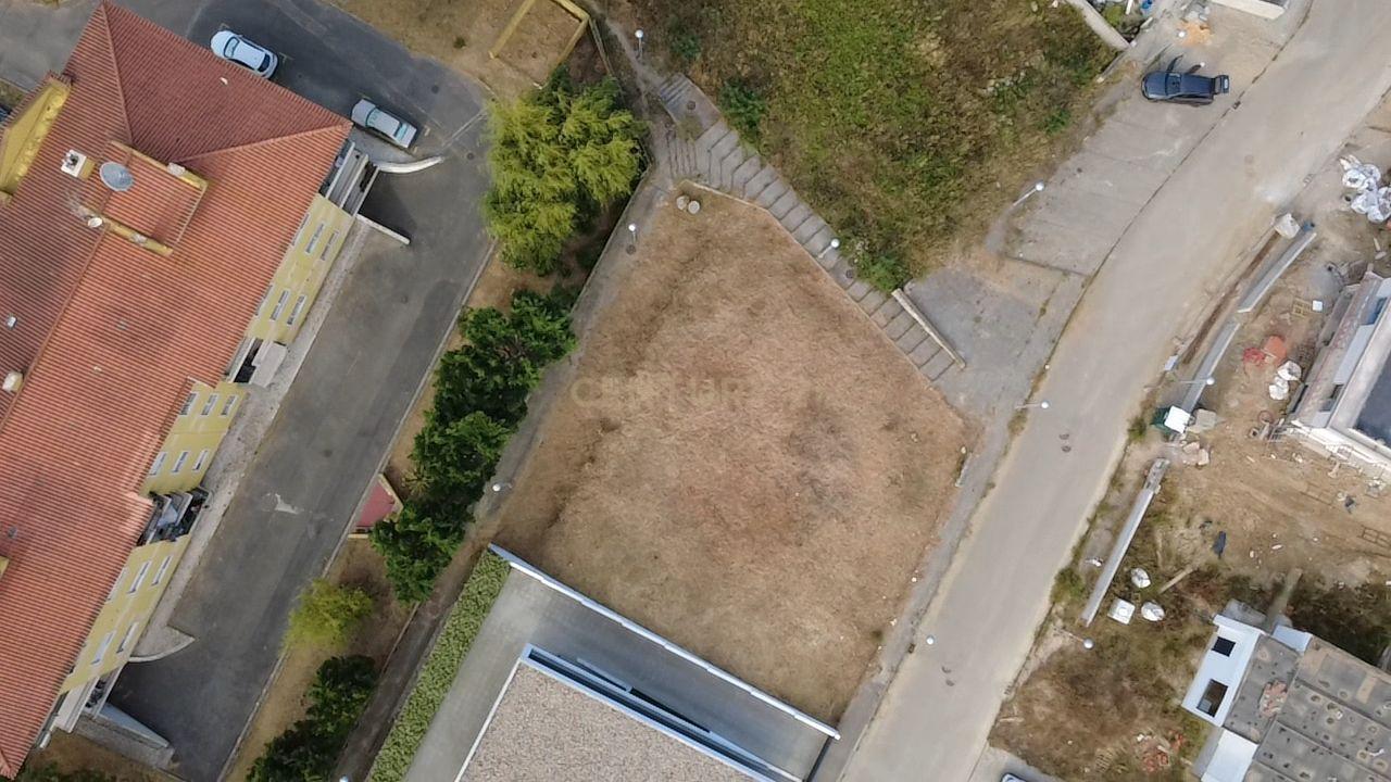 Fotografia 3 de Lote para construção - Alcainça