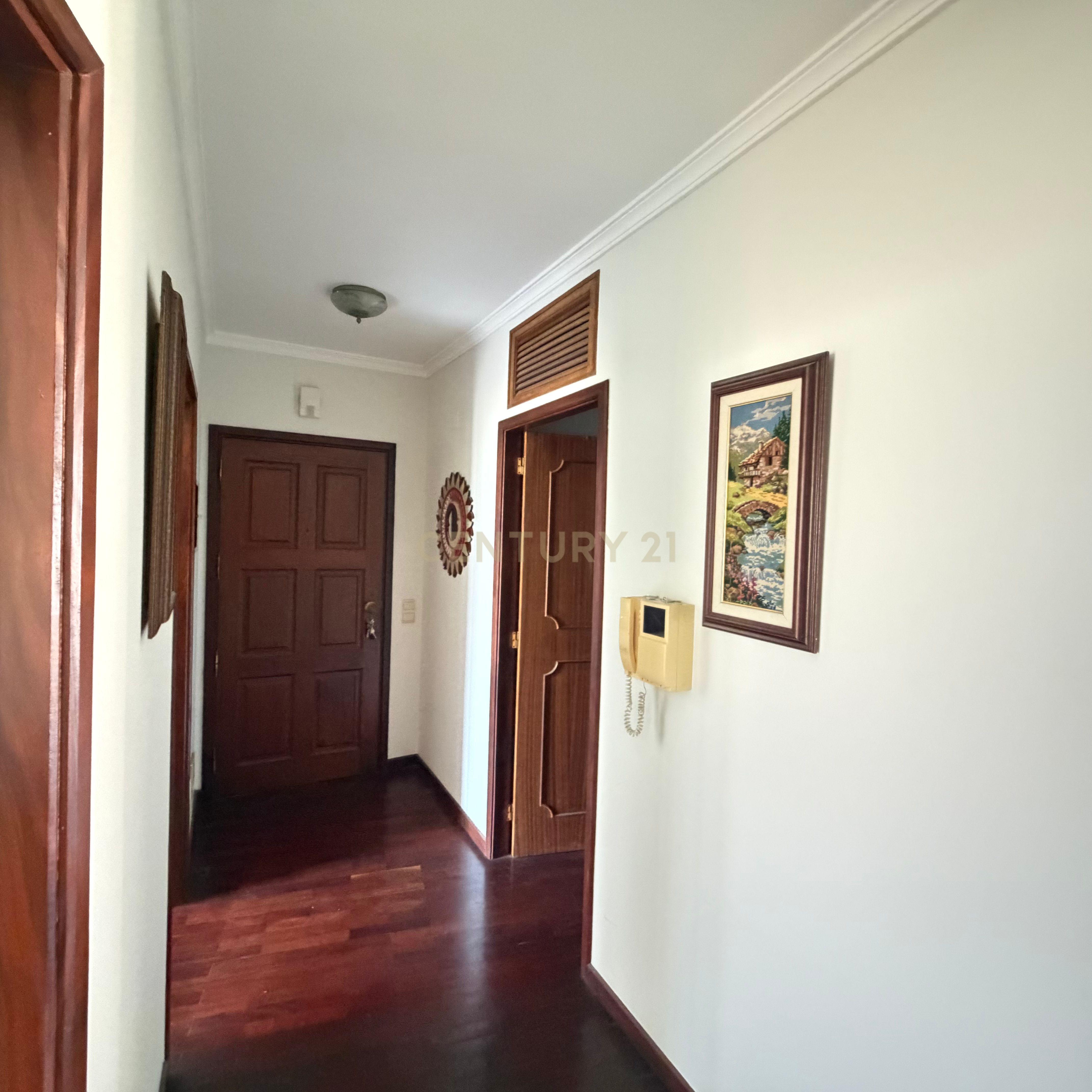 Fotografia 6 de Apartamento T1 + 1 em São Martinho, Funchal - Ilha da Madeira