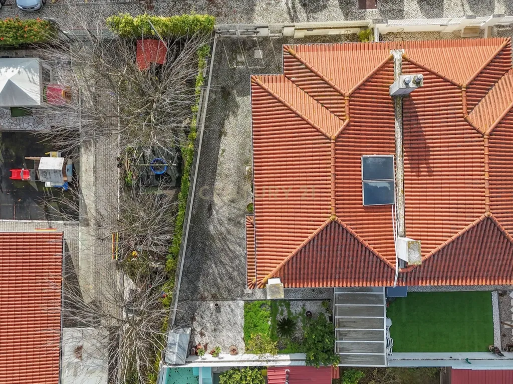 Moradia Geminada T3 com Suíte de 21,5 m² em São Domingos de Rana — Cascais - Image 36