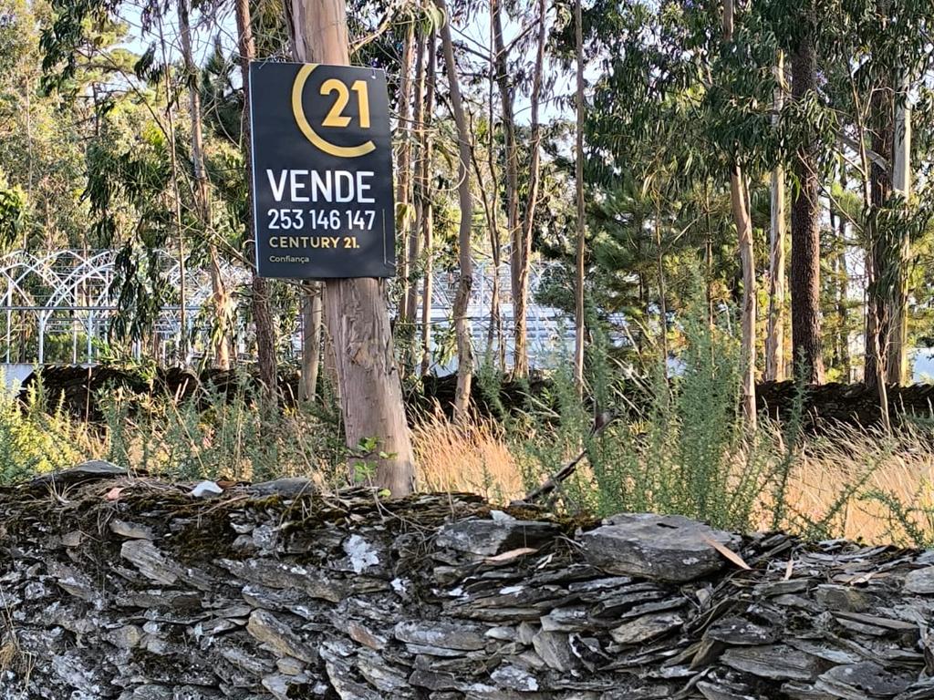 Terreno Pré-Construção em Braga, Esposende - 1750m² por 105000€ - Image 4