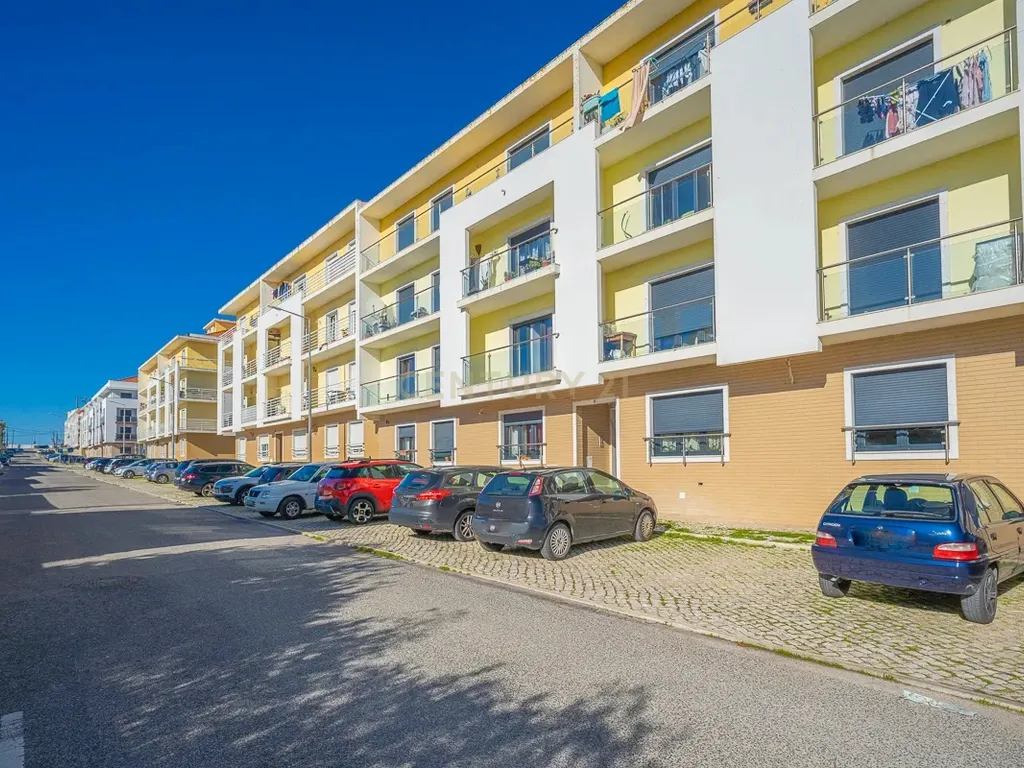 Magnífico Apartamento T4 com Duas Varandas e Arrecadação na Cascalheira, Pinhal Novo - Image 28